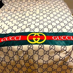 Gucci blanket